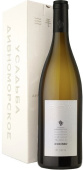 Усадьба Дивноморское Chardonnay, в подарочной упаковке